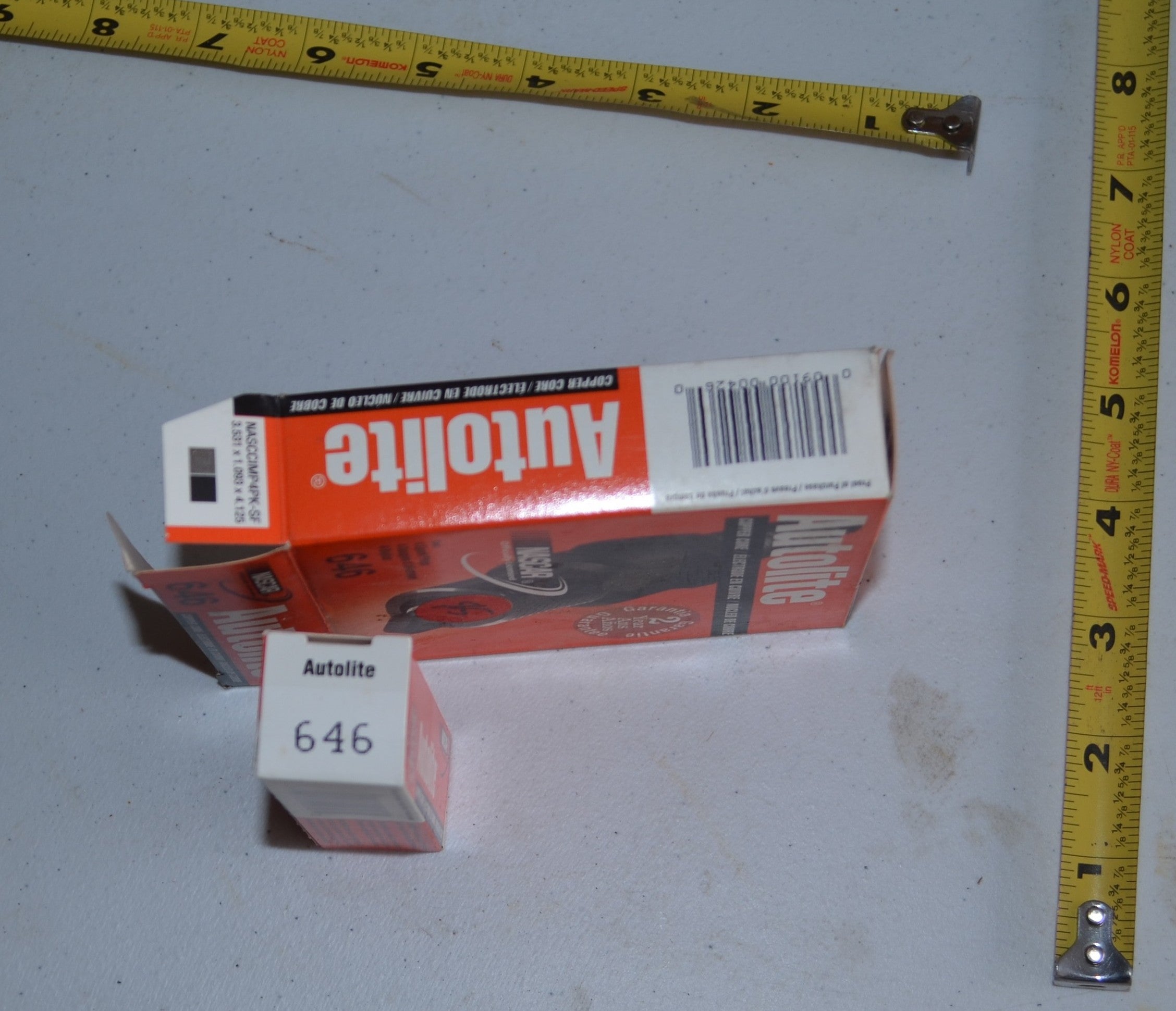 Autolite # 646 Spark Plug Copper Core Fits Dodge, Chrysler, Cadillac, Volvo NOS Vintage Genuine OEM NOS