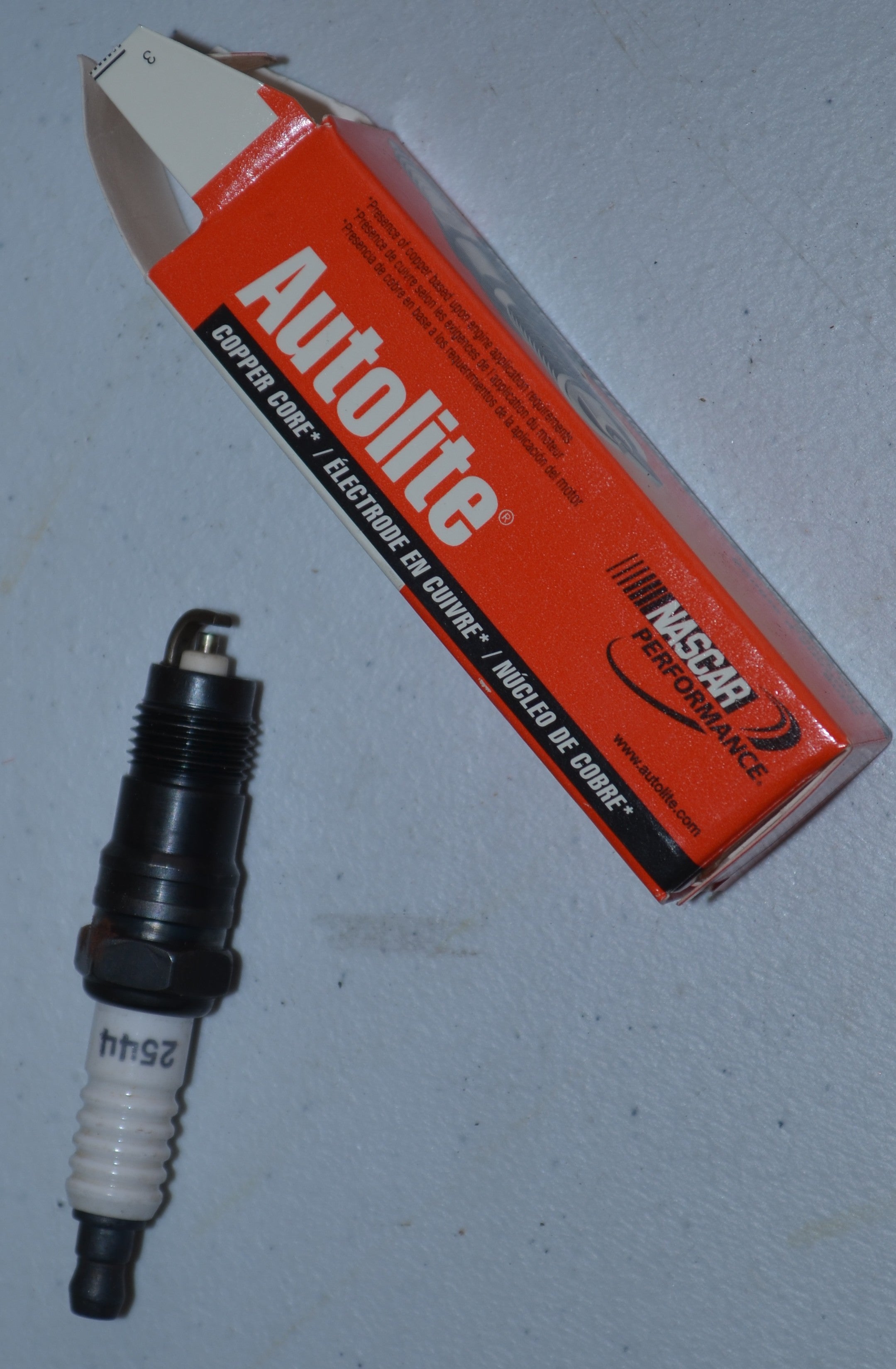 Ford Autolite # 2544 Spark Plugs Copper Core NOS vintage Genuine OEM