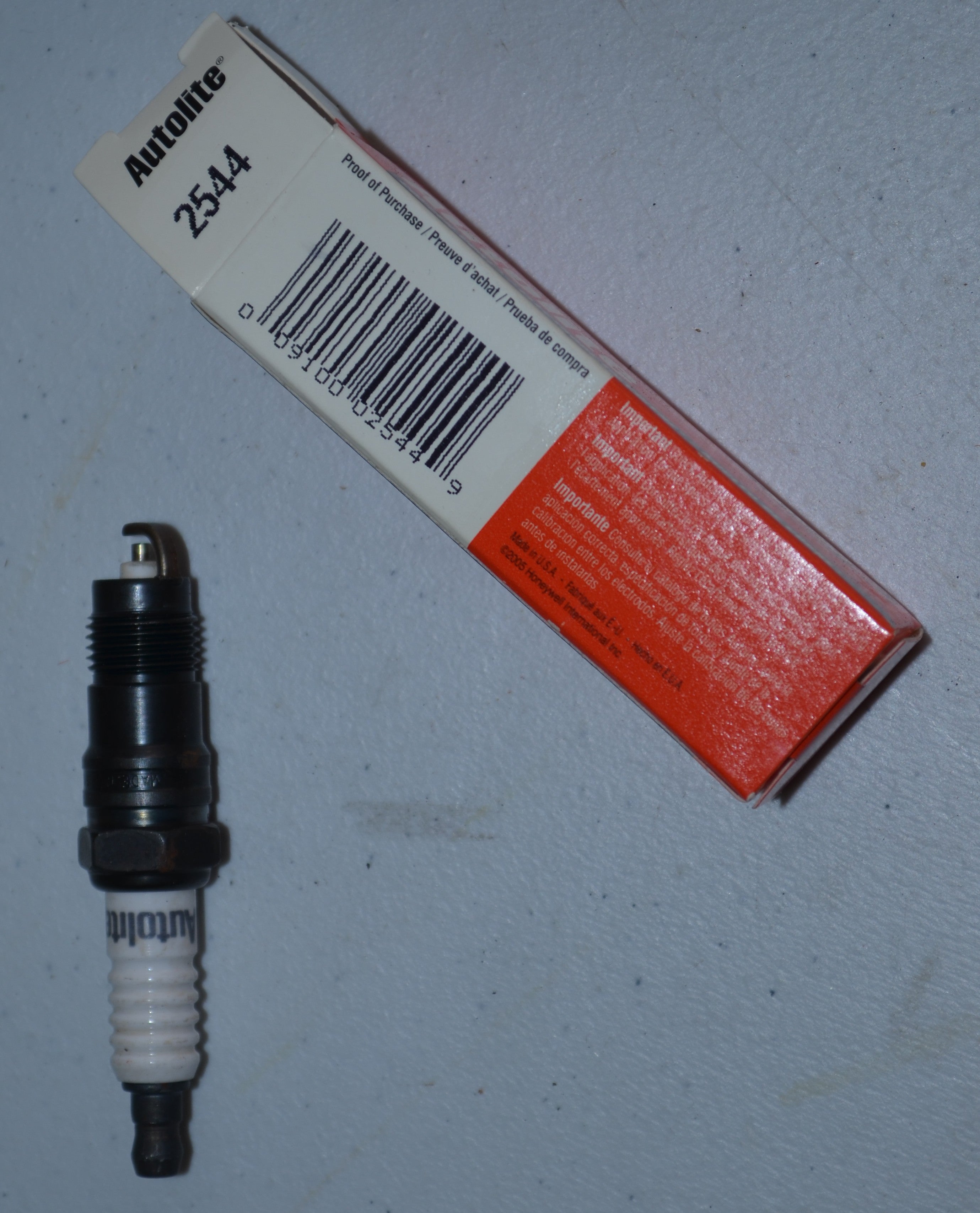 Ford Autolite # 2544 Spark Plugs Copper Core NOS vintage Genuine OEM