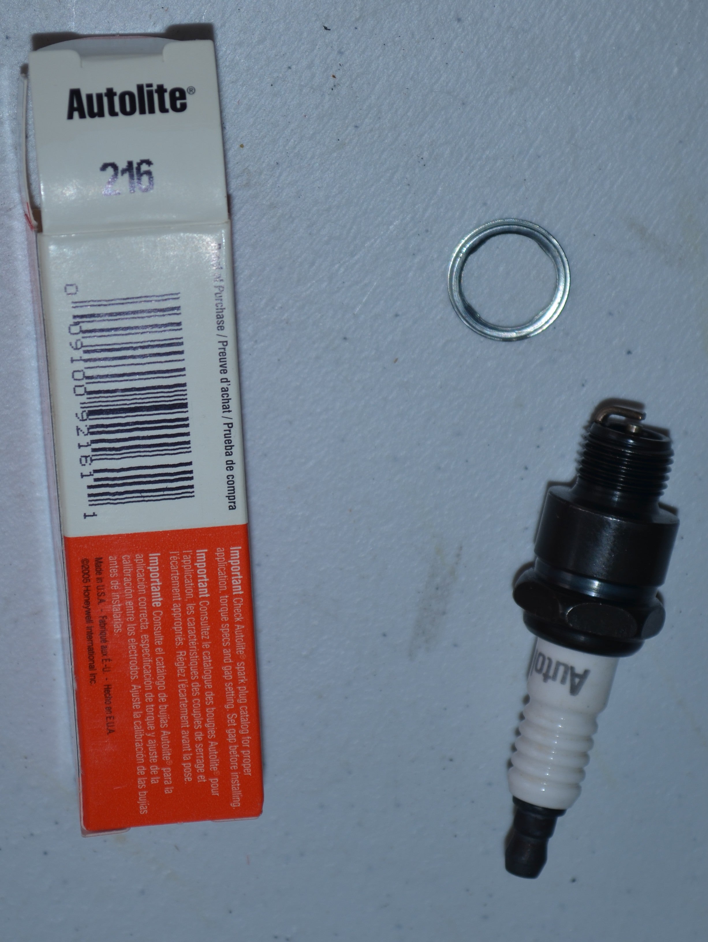 Ford tractor Autolite # 216 Spark Plugs Copper Core NOS vintage Genuine OEM