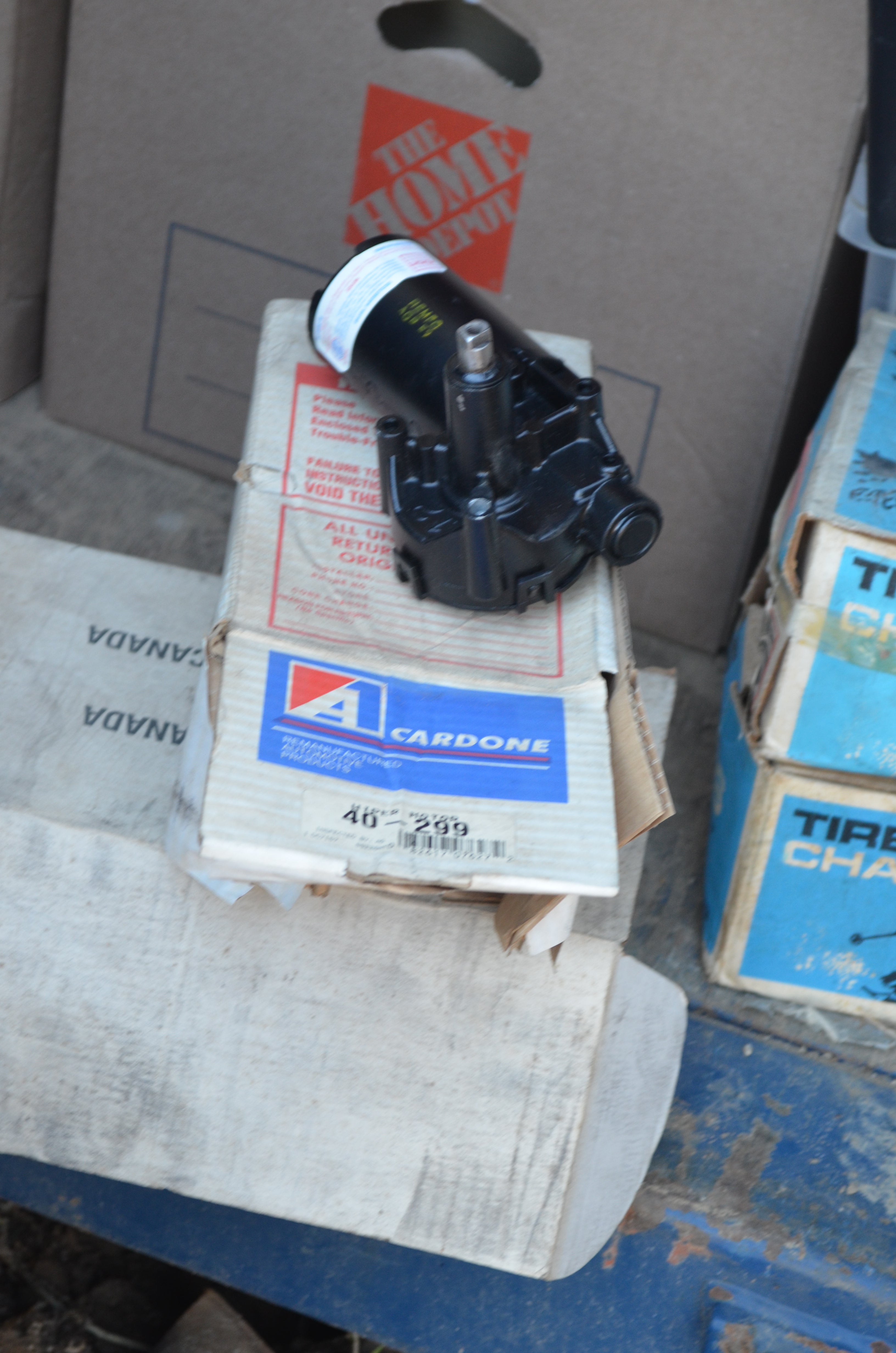 1996 ford truck Vintage windshield wiper motor re-man by Cardone in the USA