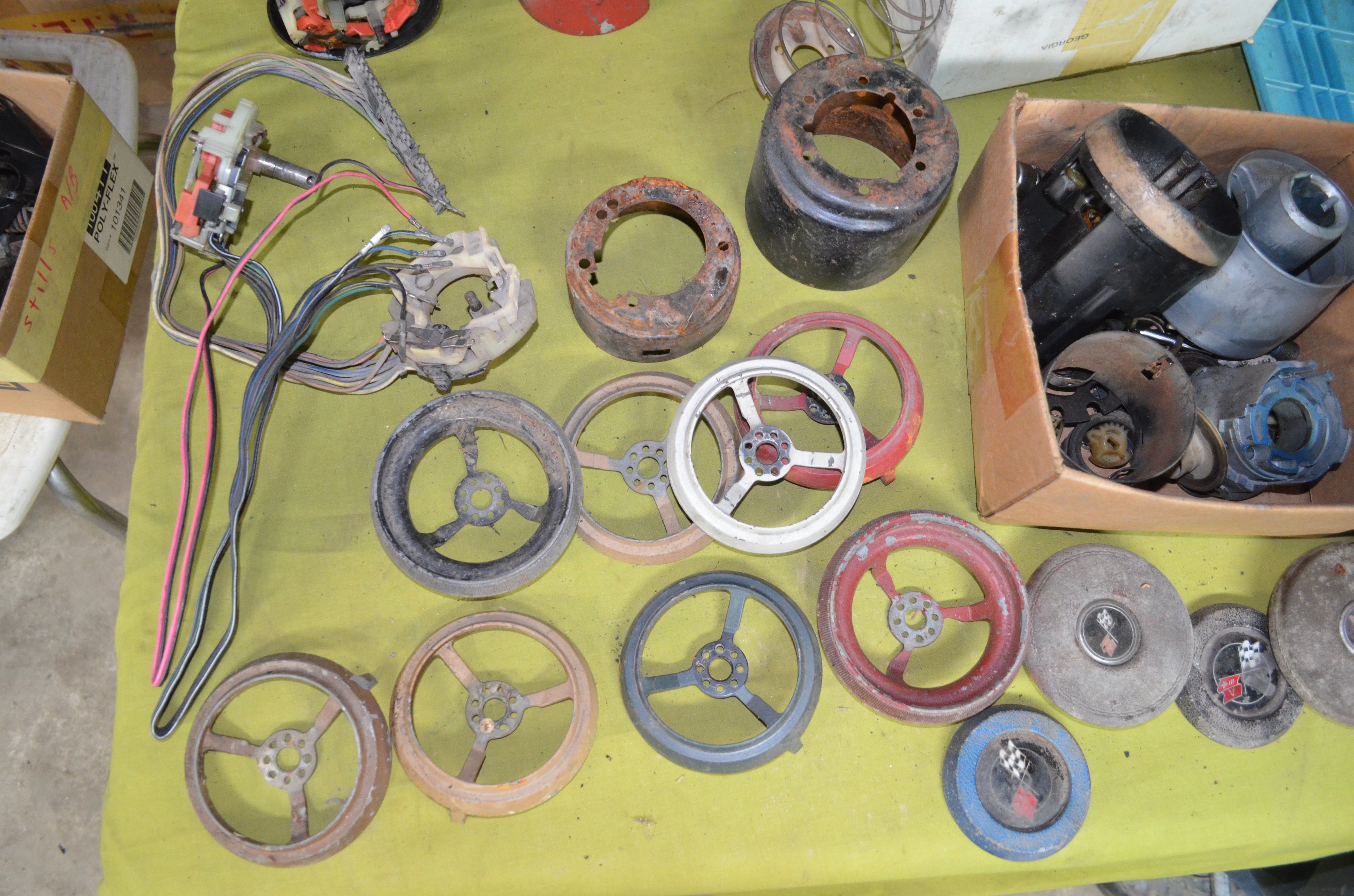 1968 1980 Corvette steering column parts complete tote full (prefer local pickup)