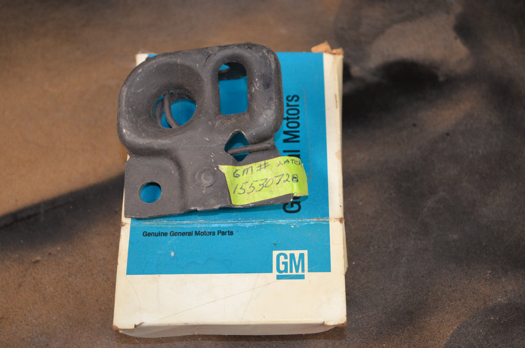 1982 to 1994 Chevrolet S10 Blazer or GMC Sonoma hood latch new OEM