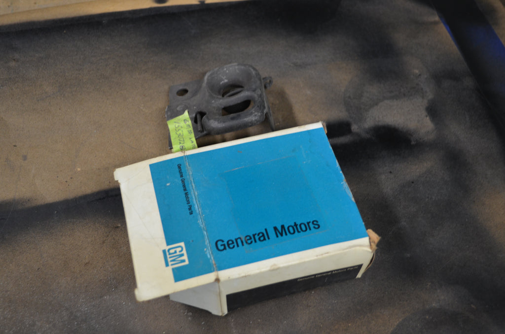 1982 to 1994 Chevrolet S10 Blazer or GMC Sonoma hood latch new OEM