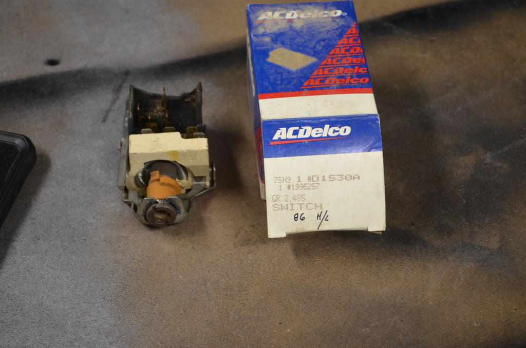 1986 GMC truck headlight switch OEM NOS in the Box in perfect condition