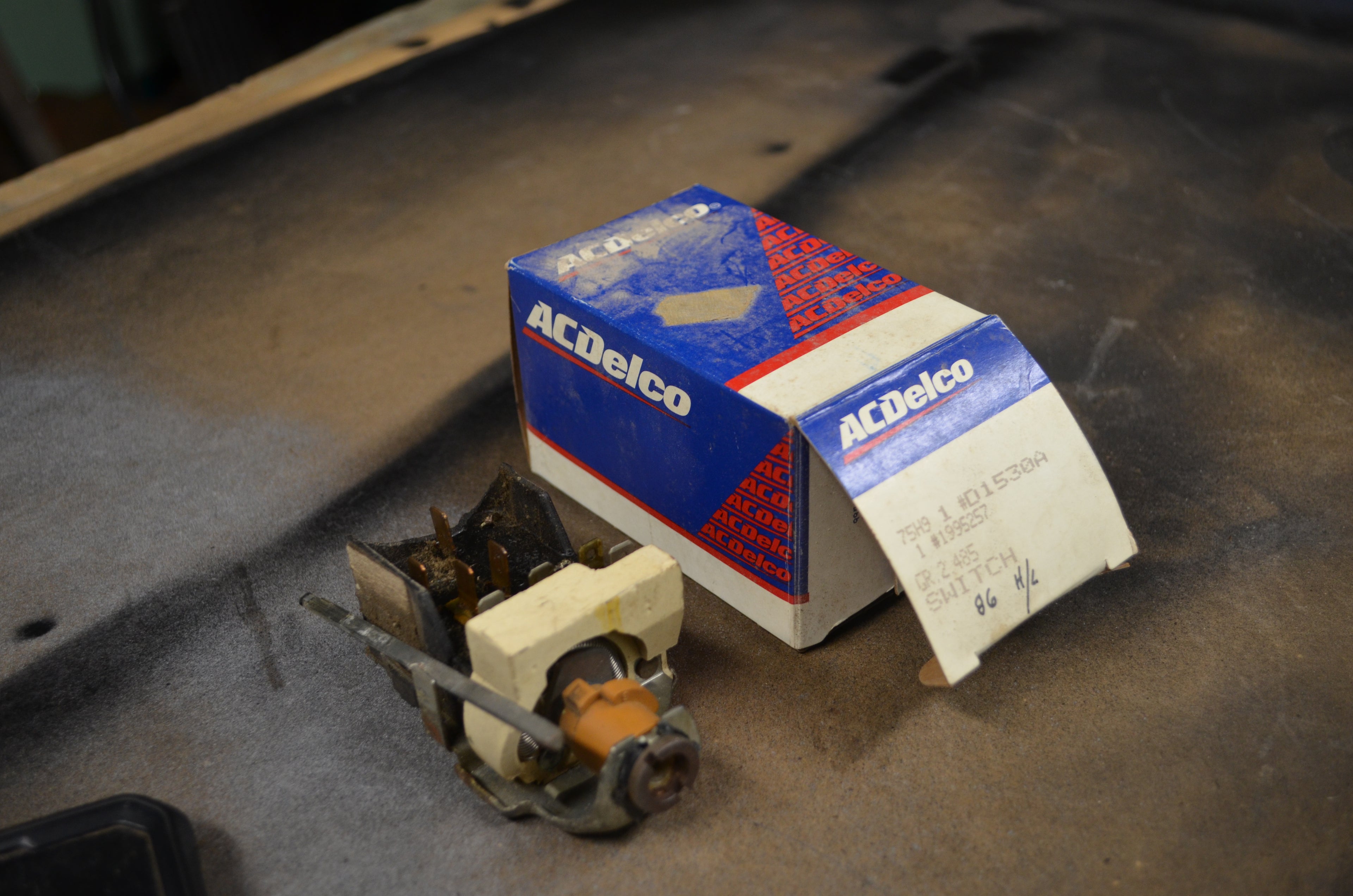 1986 GMC truck headlight switch OEM NOS in the Box in perfect condition